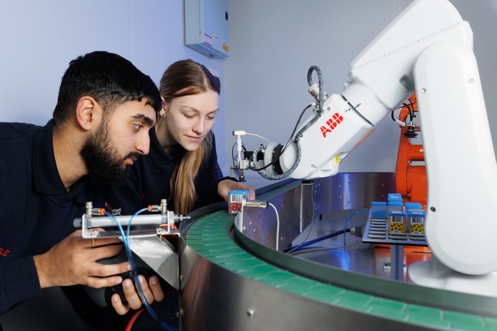 Mechatronics Assistant Mechatronics Maintenance Technician - Midland Group Training Services